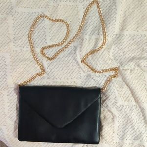 Envelope crossbody bag